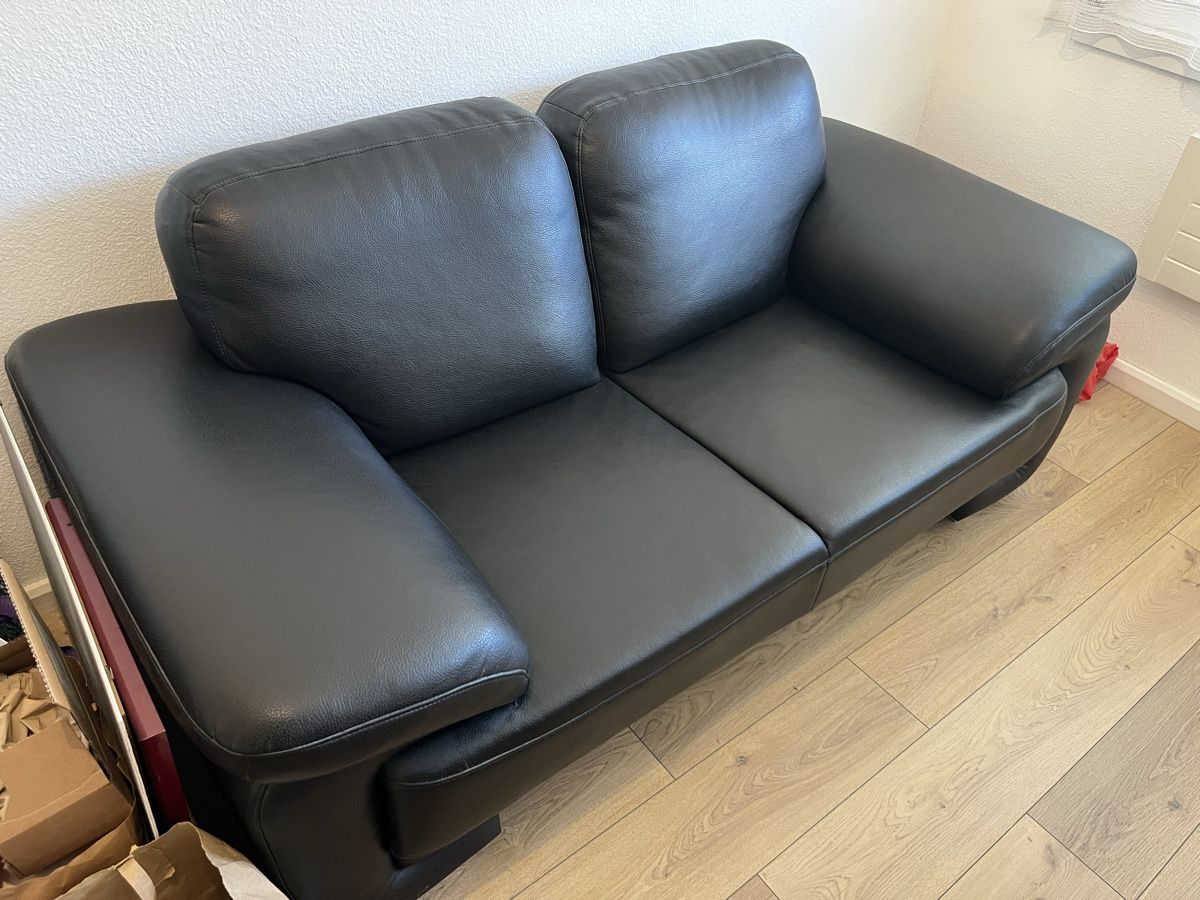 Divani: Sofa aus Kunstleder schwarz – Nuovo (secondo la descrizione) da Volketswil venduto da asc_yp5h