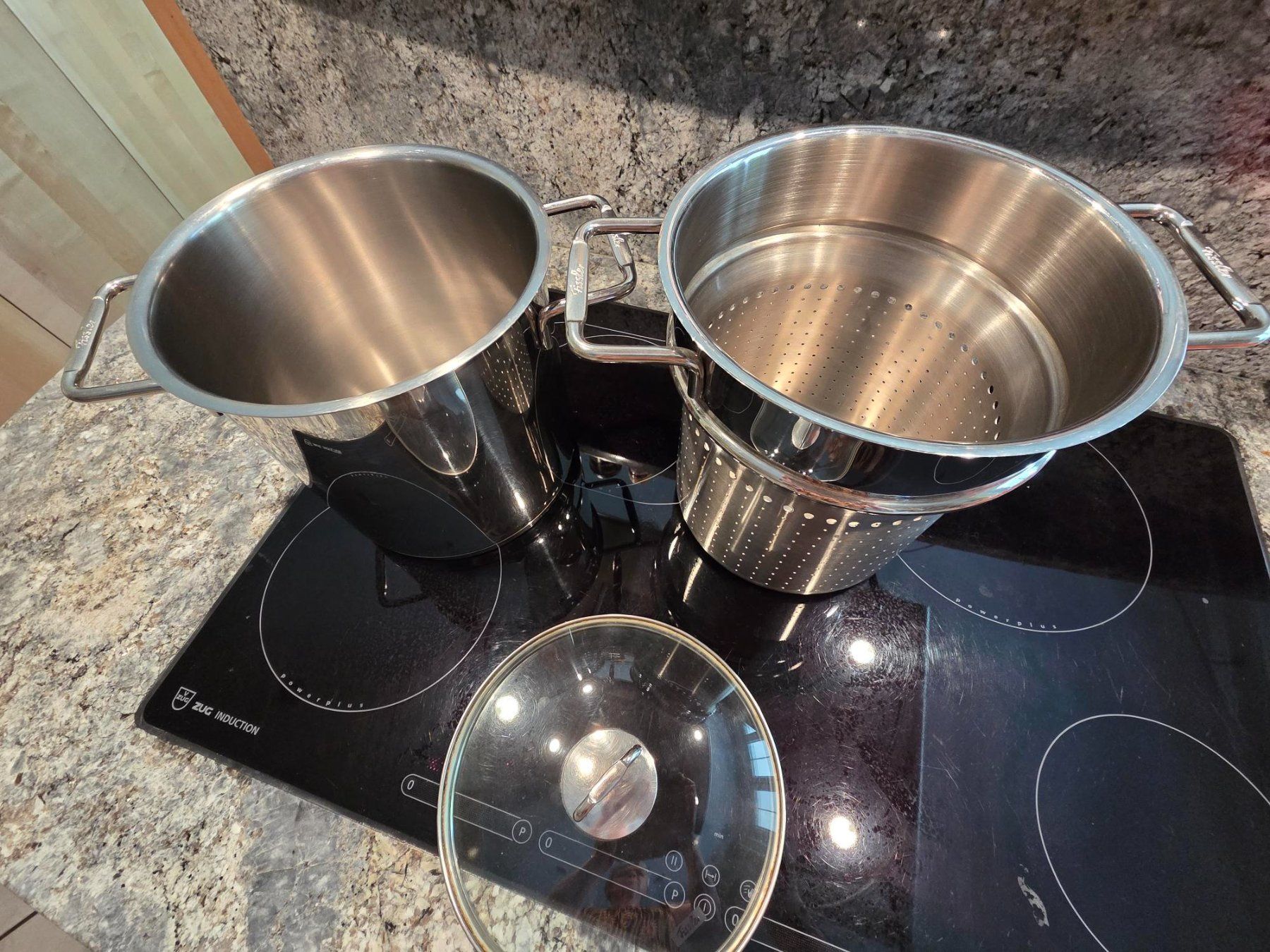 Casseroles: Kochtopf mit Nudeleinsatz – D'occasion à Herznach par koro02 4