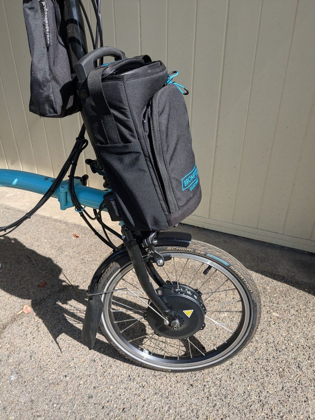 Brompton Biciclette: Brompton Electric C-Line & Tasche – Usato da Bern venduto da F_M_A 3