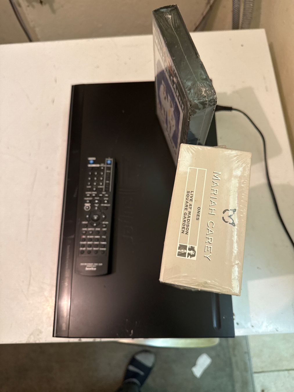 Registratori: Magnétoscope Combi HDMI VHS DVD REC – Usato da St imier venduto da sav_bjf9 2