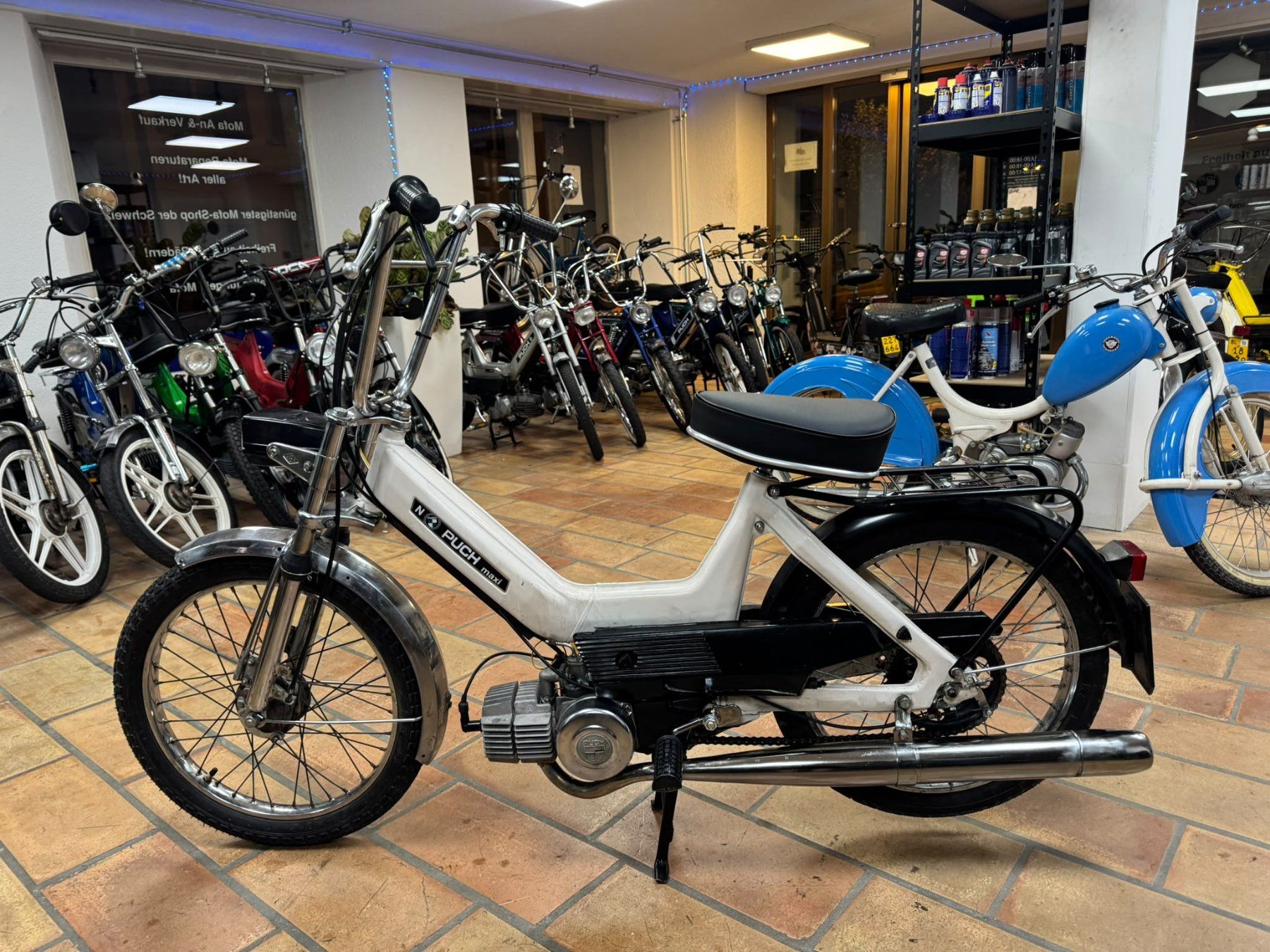 Puch Ciclomotori: Puch Maxi N mit Ausweis – Usato da Schmerikon venduto da Mofaparts