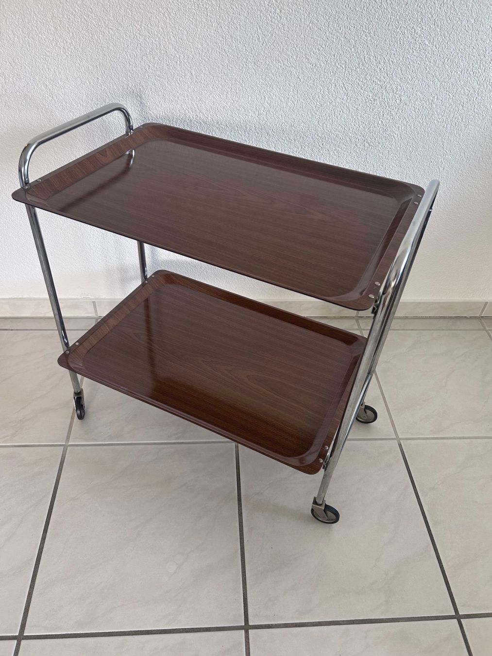 Carrelli di servizio: Servierwagen / Barwagen – Usato da Solothurn venduto da dbmd333