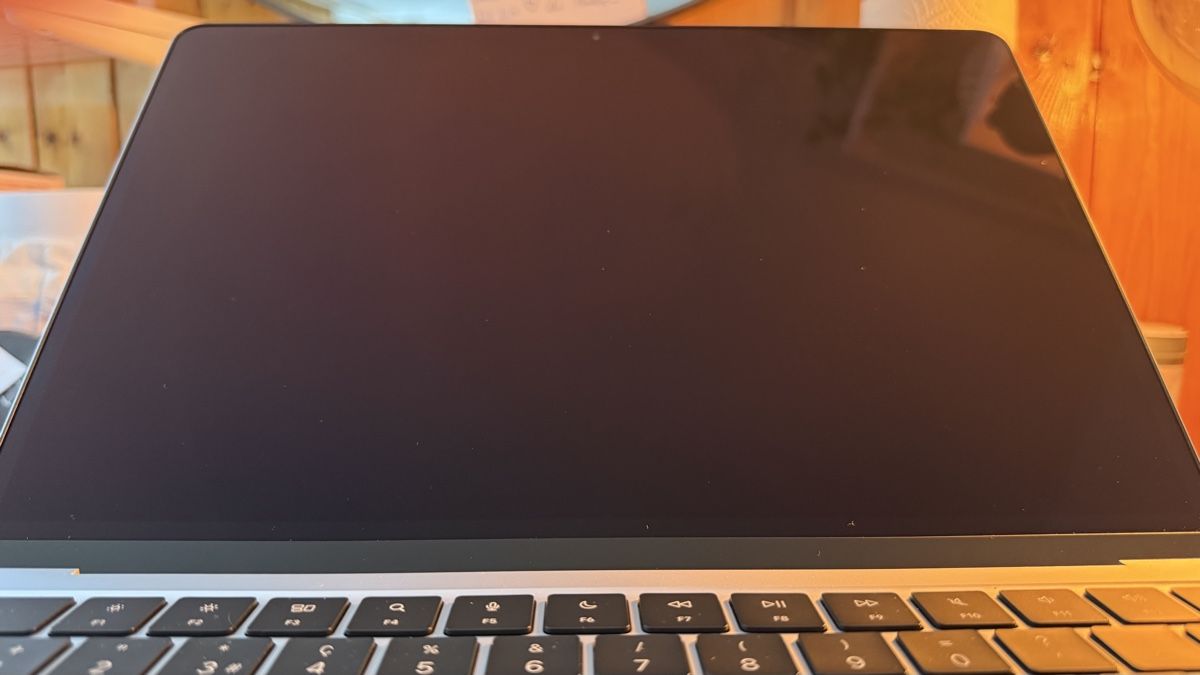 Apple Notebooks: Mac book air 13" M4 2025 – Neu (gemäss Beschreibung) aus Muolen von lvo_tl8q 2