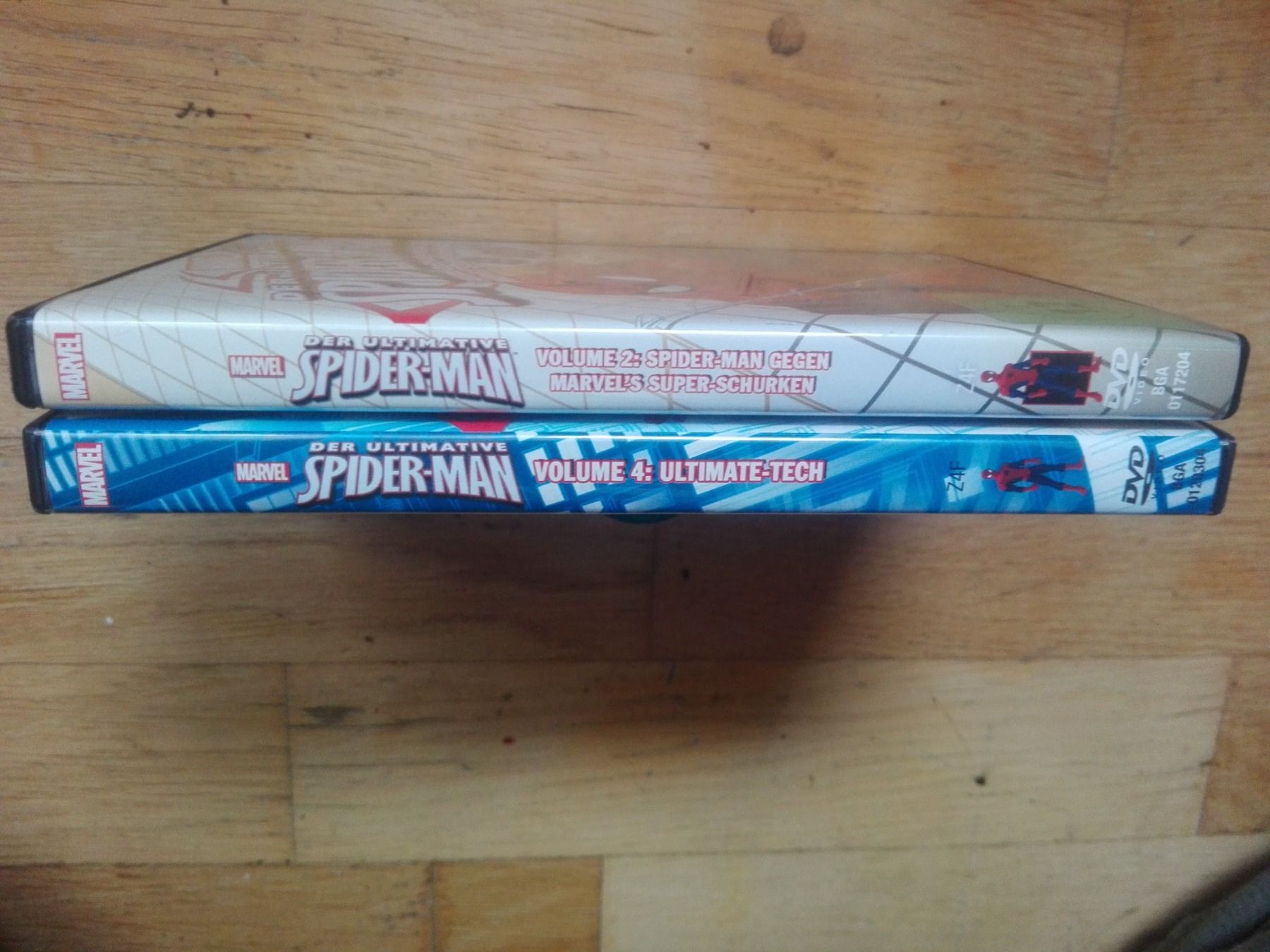Tutti i DVDs: Marvel - Der ultimative Spider-Man (Volume 1 + 2) – Usato da St. Gallen venduto da elkapone 4