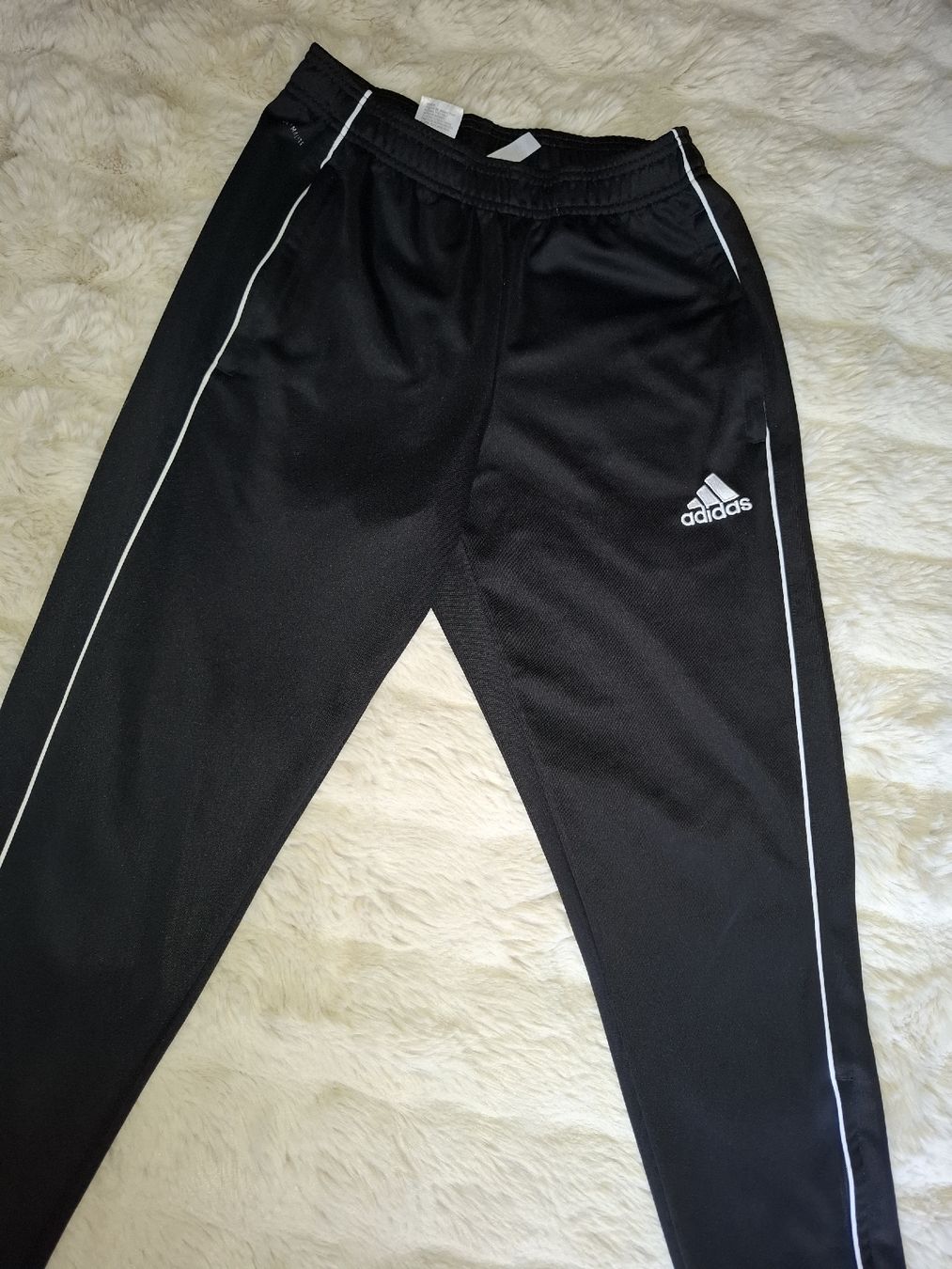 Adidas Pantaloni: adidas Core 18 Pantalon Training Noir S – Usato da Le Locle venduto da QUALI-PRIX 1