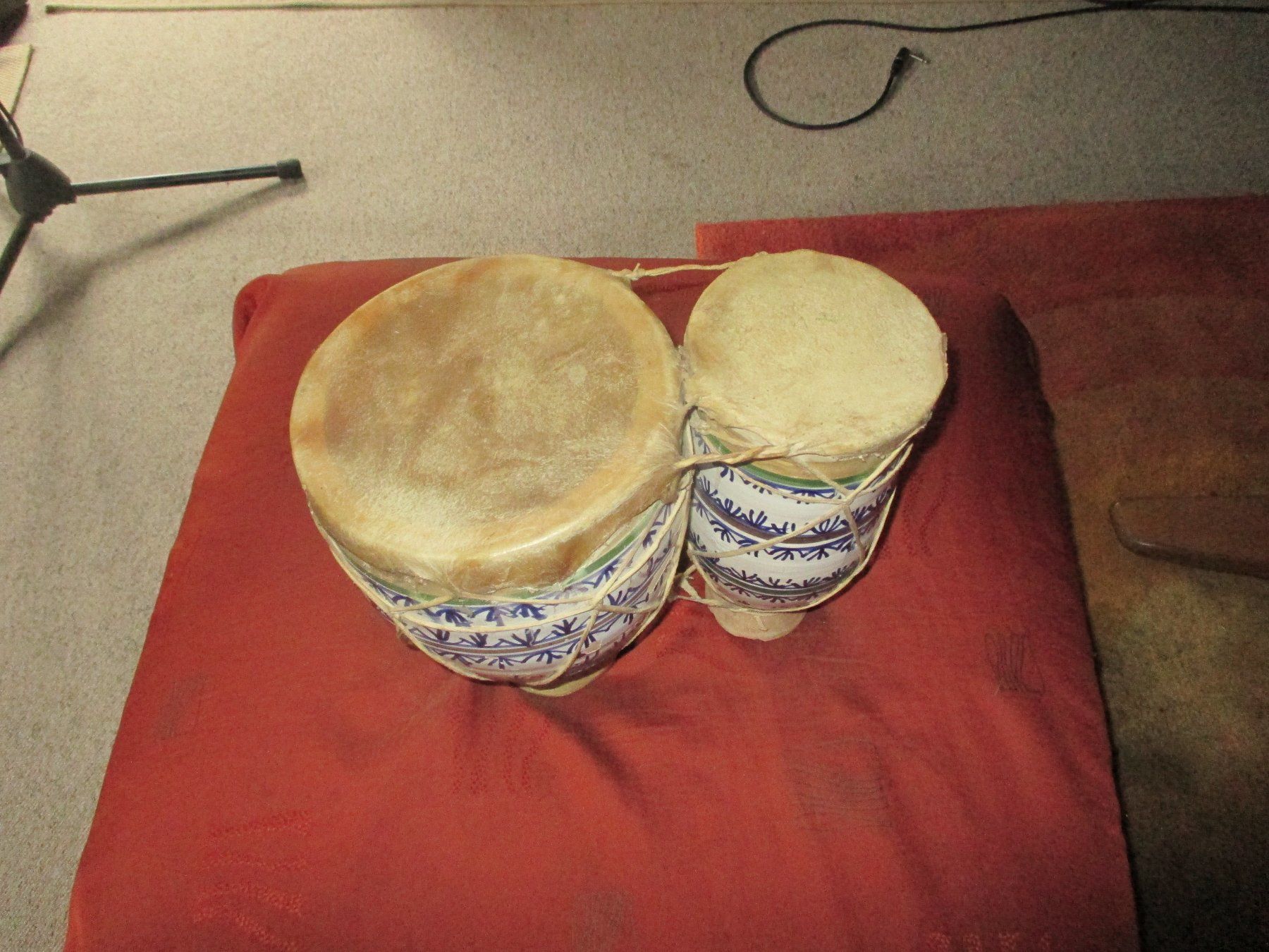 Instruments de musique: Trommel Handarbeit bemalt – D'occasion à Flims - Dorf par Stagediver