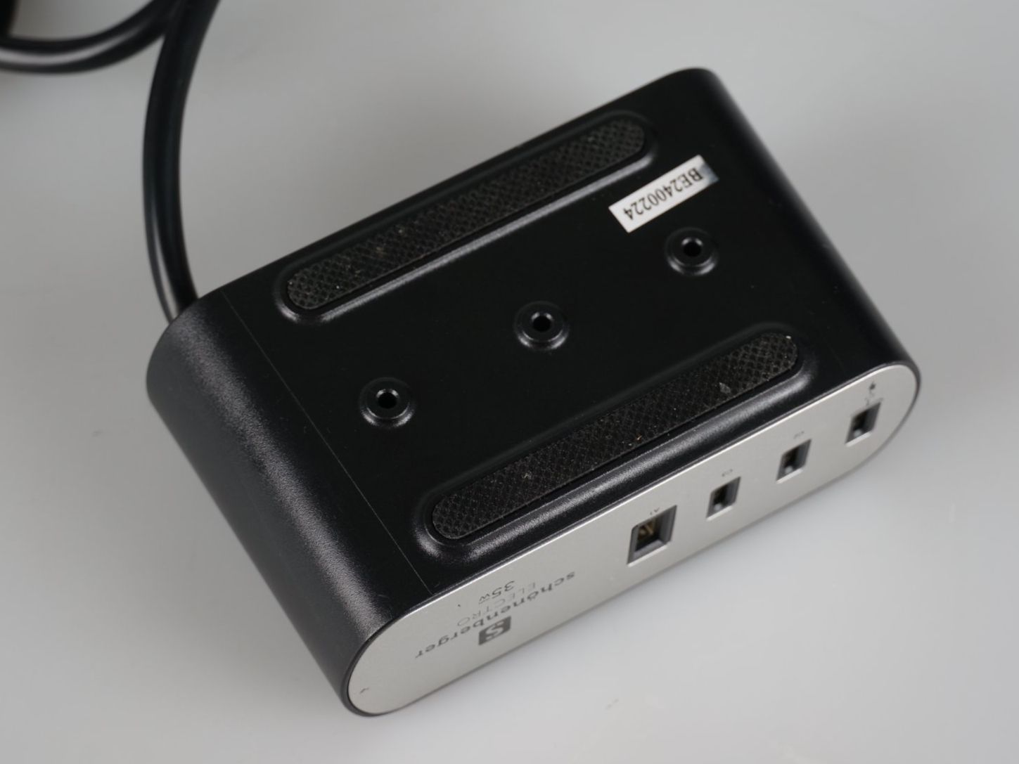 Spine: Schönenberger PowerHub 35W PD – Usato da Rüti ZH venduto da Restwert_Rueti_ZH 3