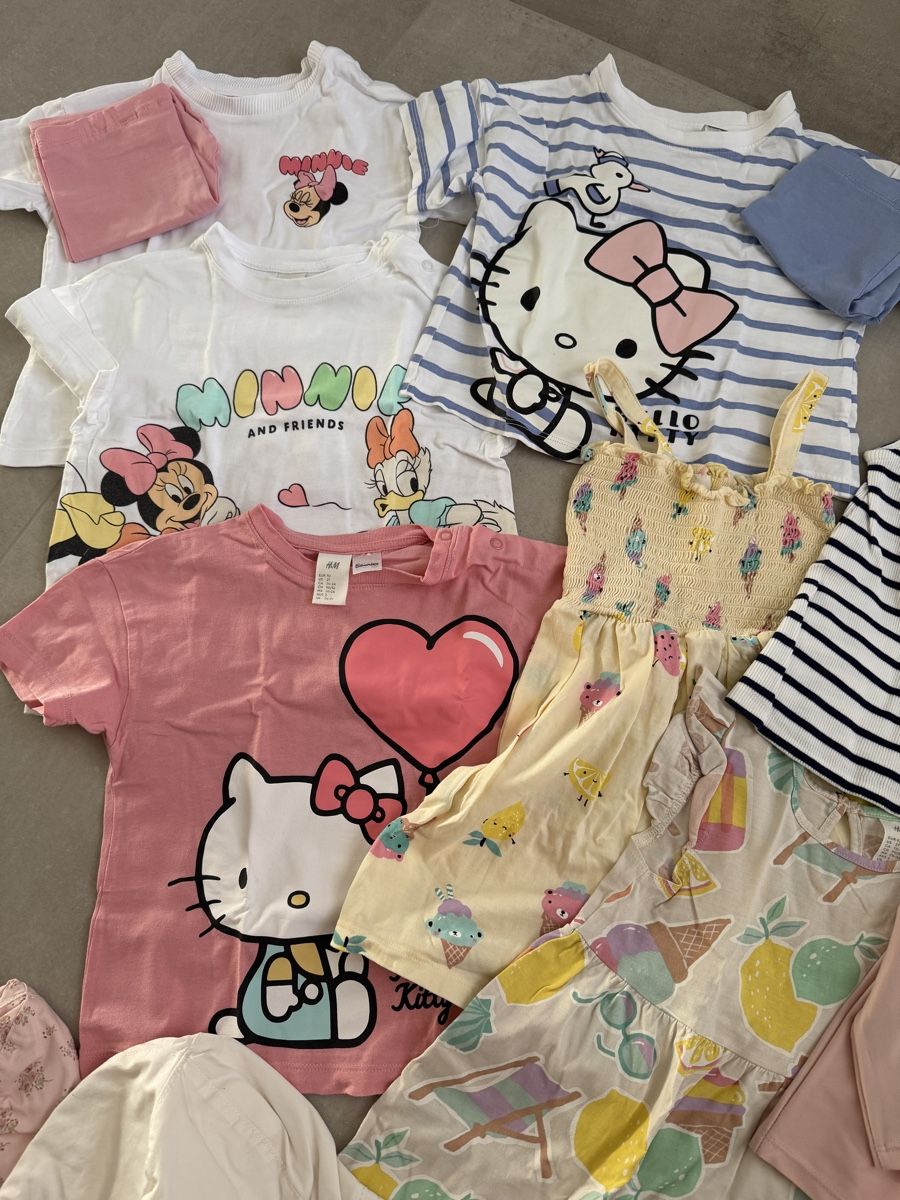 H&M Lotti & Set di vestiti: Sommer Set Mädchen Kleiderpaket, Grösse 92, H&M – Usato da Geroldswil venduto da CarrieO91 1