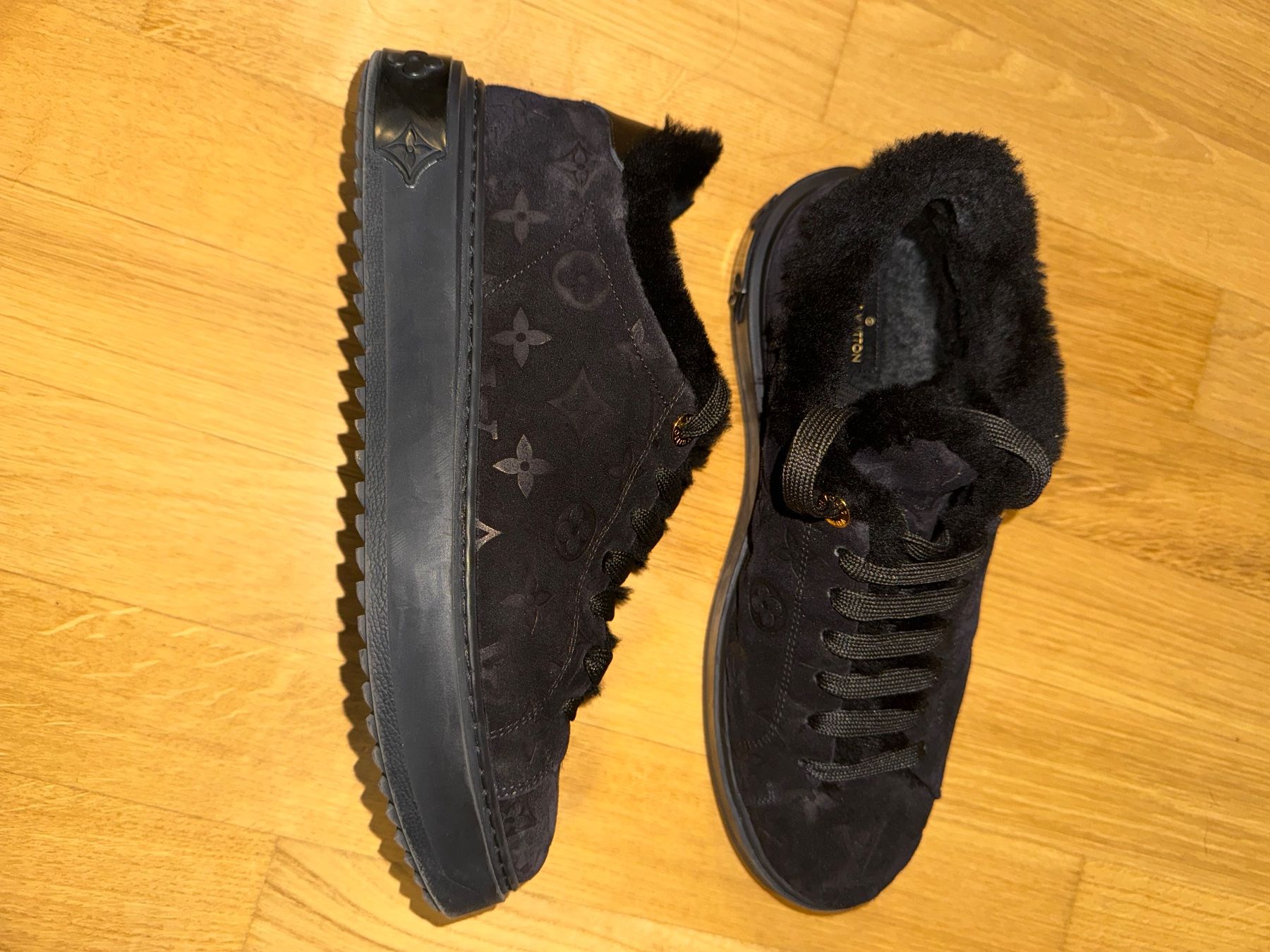 Louis Vuitton Scarpe da donna: Louis Vuitton Time out sneakers Gr. 41 – Usato da Regensdorf venduto da Sunny290514 4