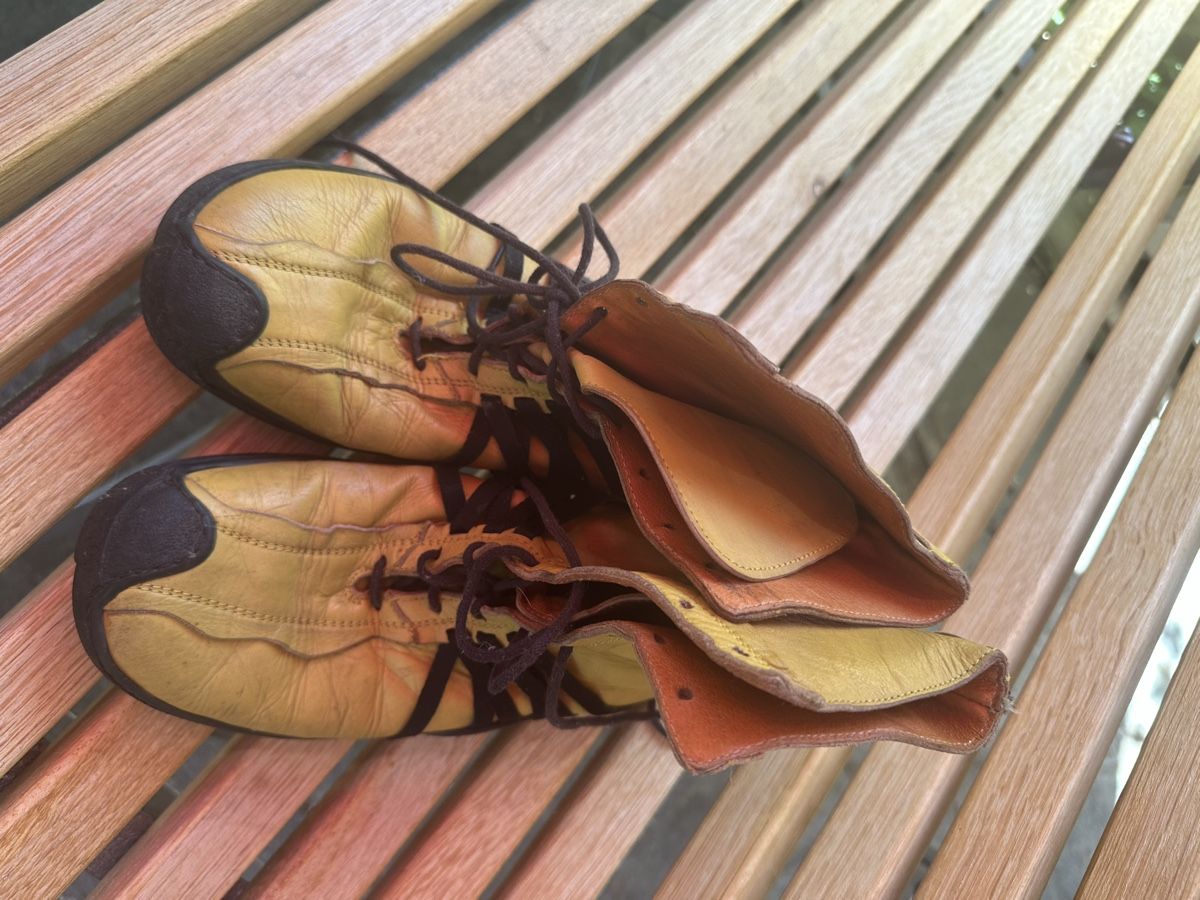 Scarpe da uomo: Schuhe  Gelb Grösse 39  – Usato da Bern venduto da Noeci
