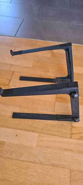 Racks & Supports: Laptop ständer – D'occasion à Herzogenbuchsee par lpo_757q 1