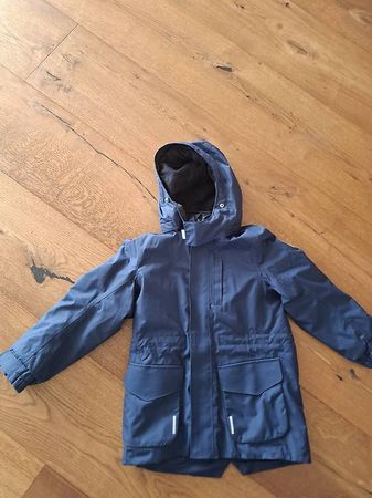 Gut erhaltene Winterjacke von Reima Gr. 128