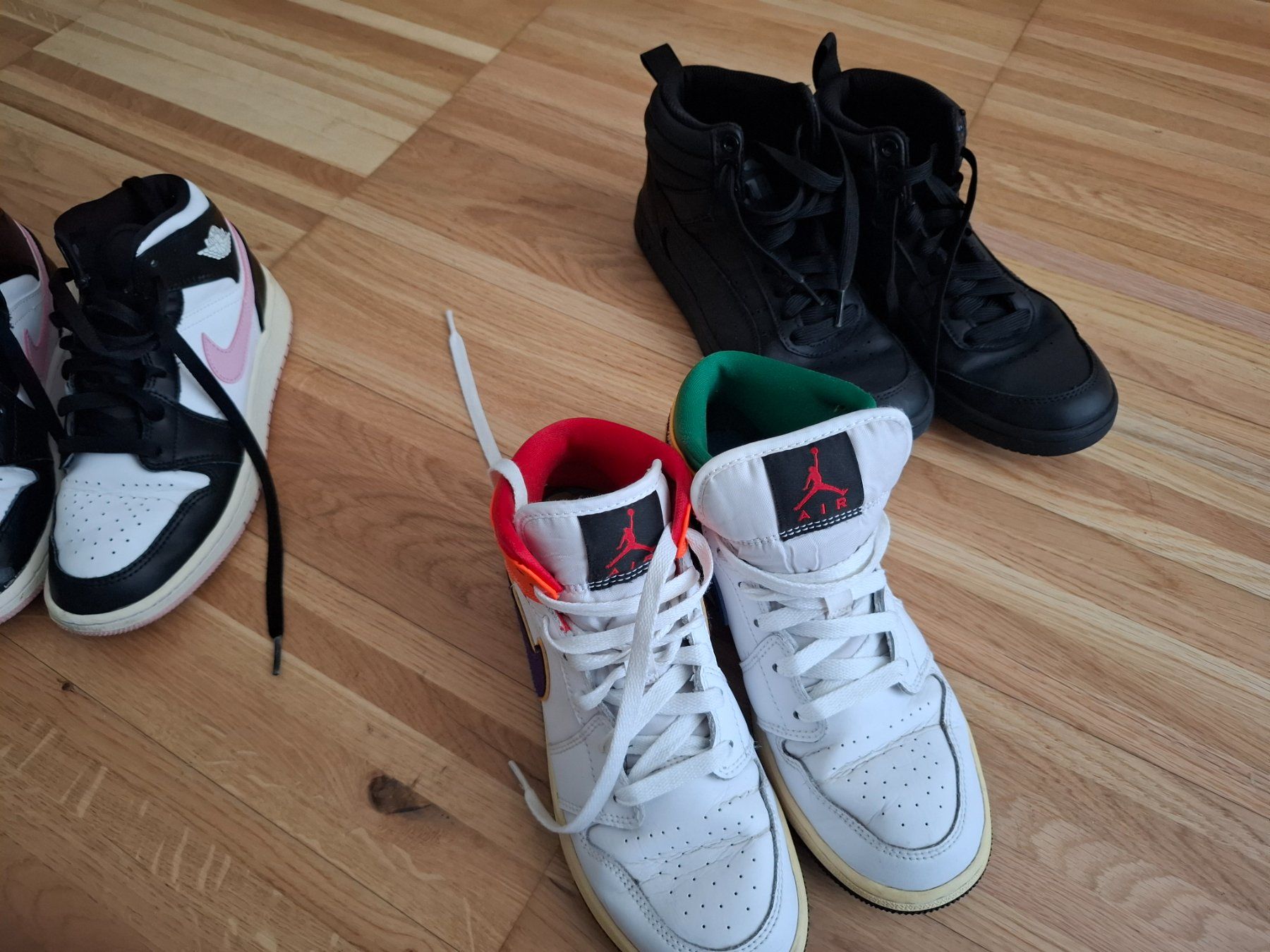 Adidas Scarpe per ragazze: Mädchen Sneakers-Paket, Grösse 36-38, div. Marken – Usato da Zürich venduto da zhch15 1