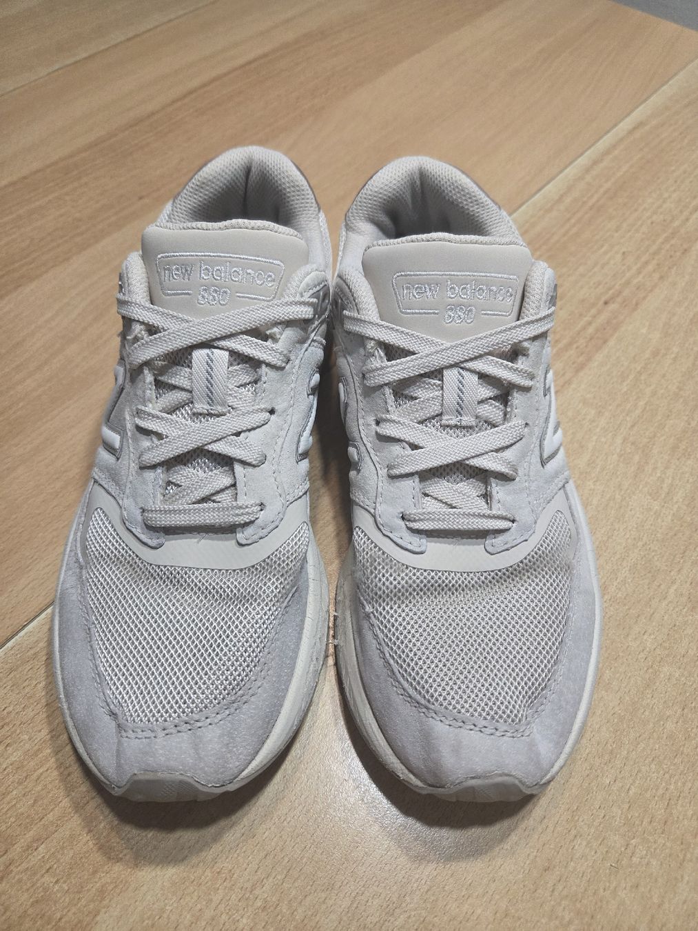 New Balance Damenschuhe: New Balance 550 Sneakers Ivory – Gebraucht aus Emmen von GrabandGo