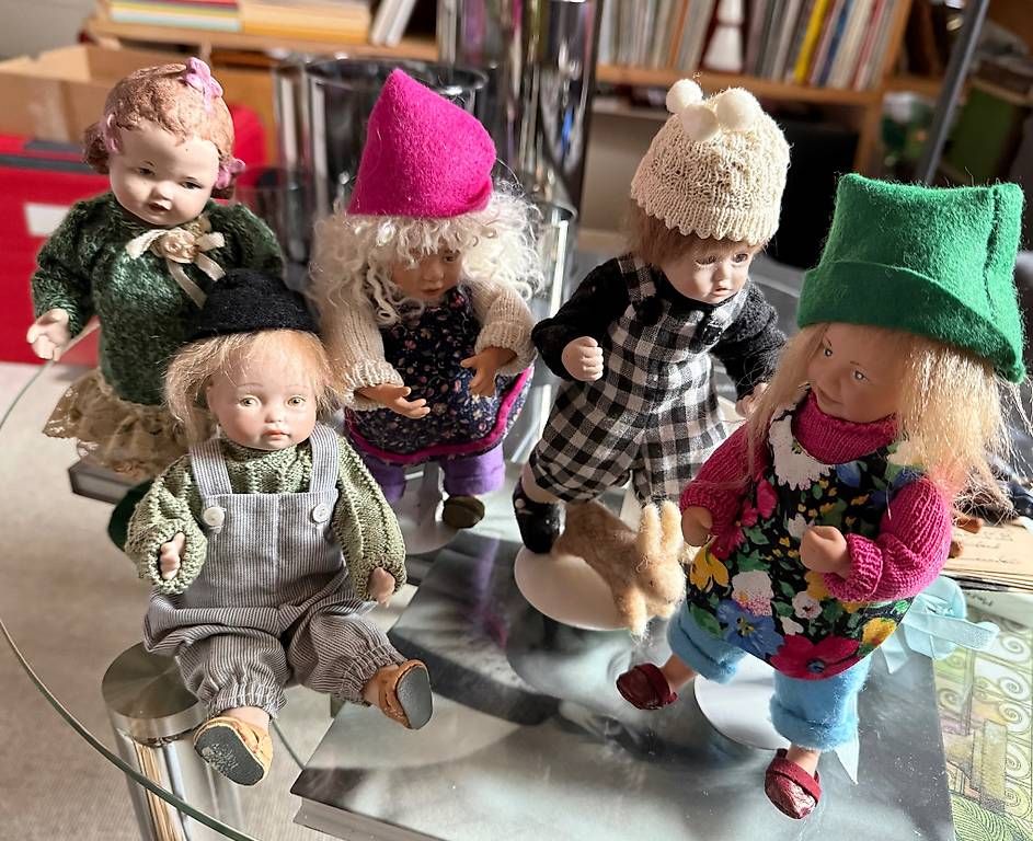 Bambole: Diverse handgemachte Bäbeli, ca. 18cm auf "Fuss", P. j Stück – Usato da Zürich venduto da minipila