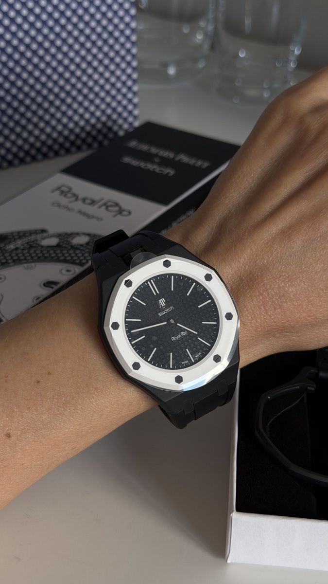 Swatch Orologi: Audemars Piguet x Swatch watch – Nuovo e nell'imballaggio originale da Paradiso venduto da viorea