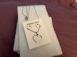 Modeschmuck, Edelstahl Kette/Ohrringe Set, 3-tlg. Neu