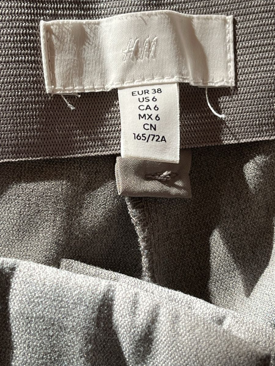 H&M Pantaloni: Pantalon H&M gris taille 38 – Nuovo (secondo la descrizione) da Savièse venduto da Vaudan88 4