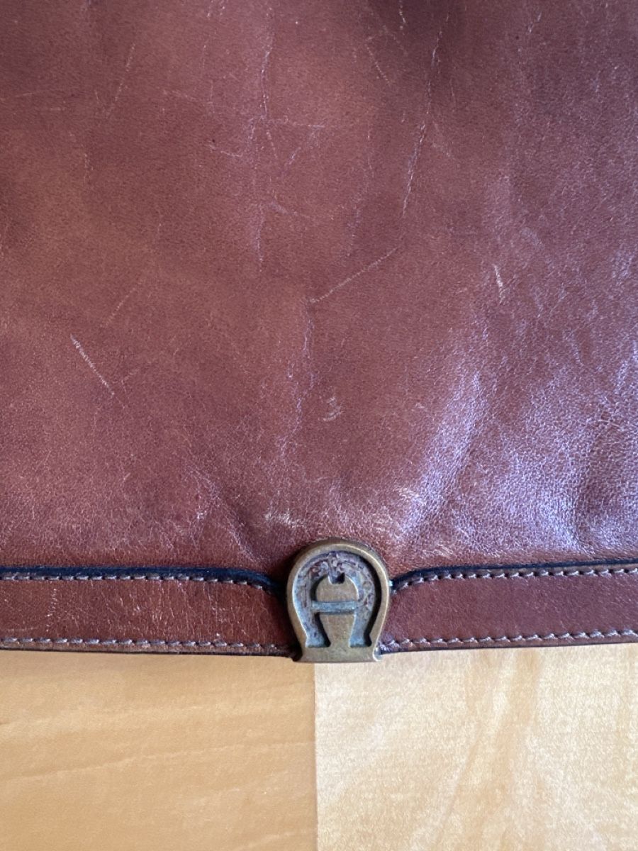 Aigner Borse da donna: Vintage Aigner Tasche  – Usato da Zürich venduto da Misus.Flohmi 1