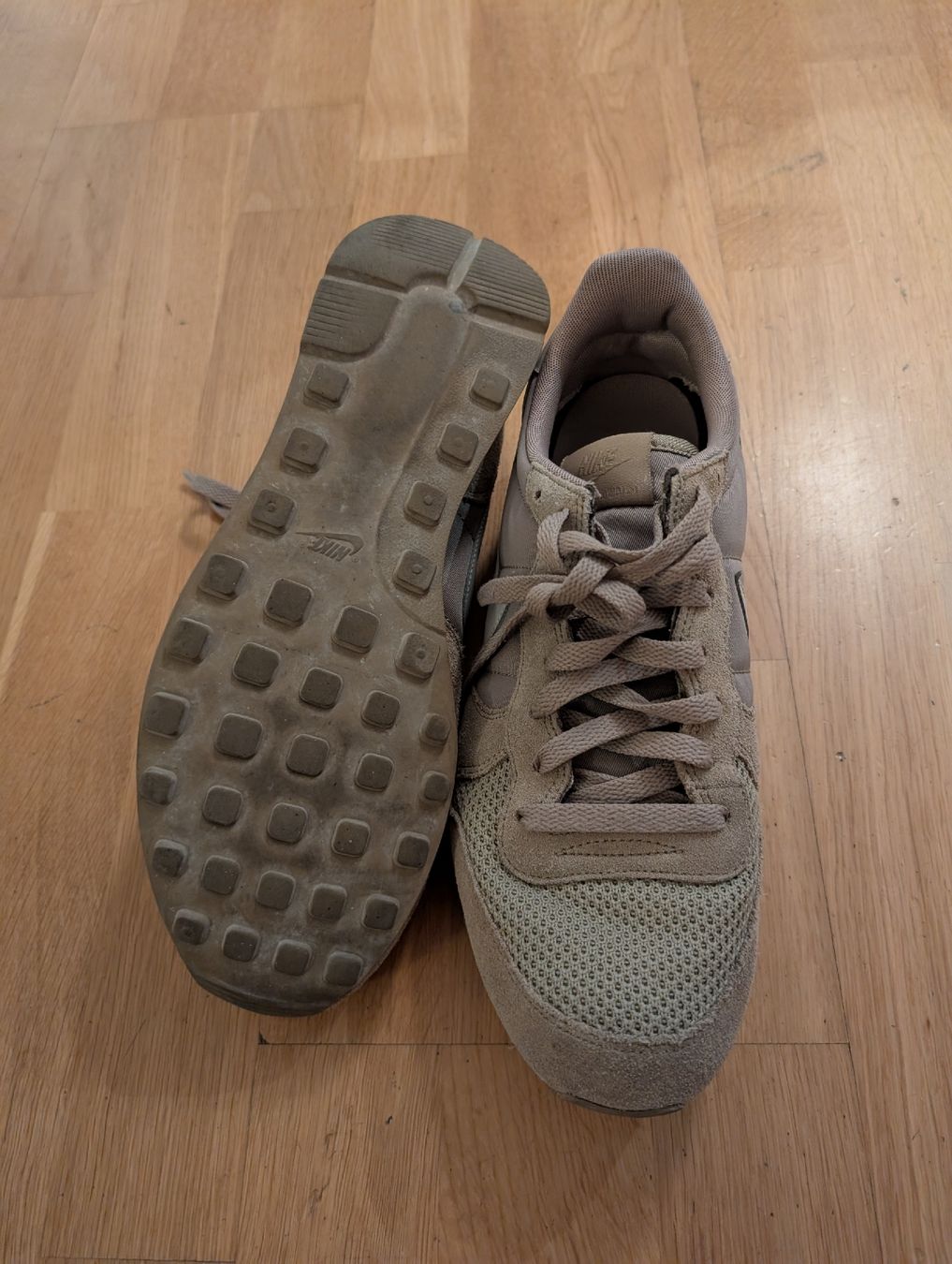 Nike Herrenschuhe: Nikes Sneaker Gr. 44 – Gebraucht aus Zürich von StoC 1