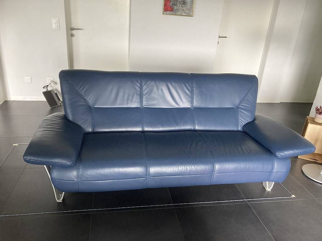 Divani: blaues Ledersofa 3er- & 2er  – Usato da Innerberg venduto da gabrielasteiner 1