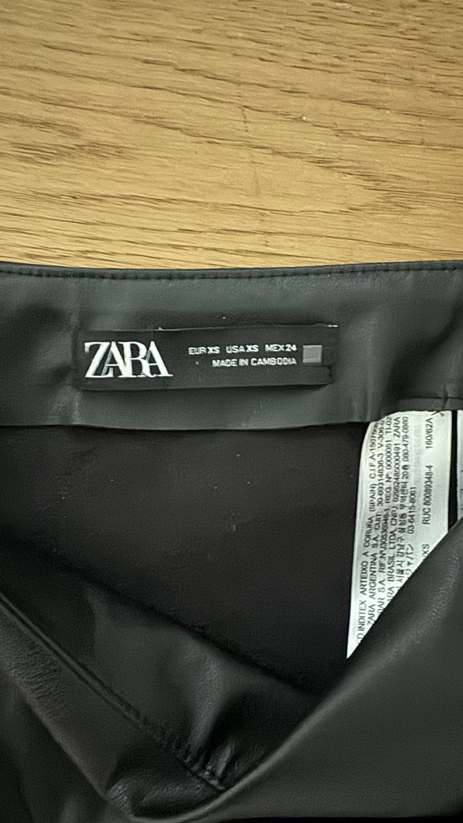 Zara Gonne: Rock Zara similicuir – Nuovo (secondo la descrizione) da Zürich venduto da yan_5ydb 2