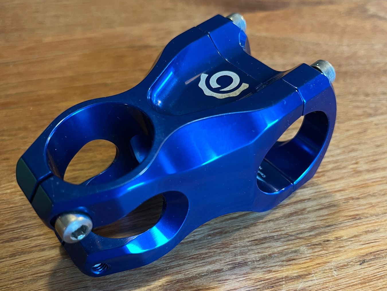 Pezzi di ricambio: Potence Industry Nine bleue – Usato da Cugy VD venduto da juanpoulix 3