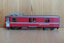 RhB Gepäck-/Heizwg mit Panto rot Bemo H0m Artnr 3270 171