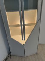 Elegant vitrine