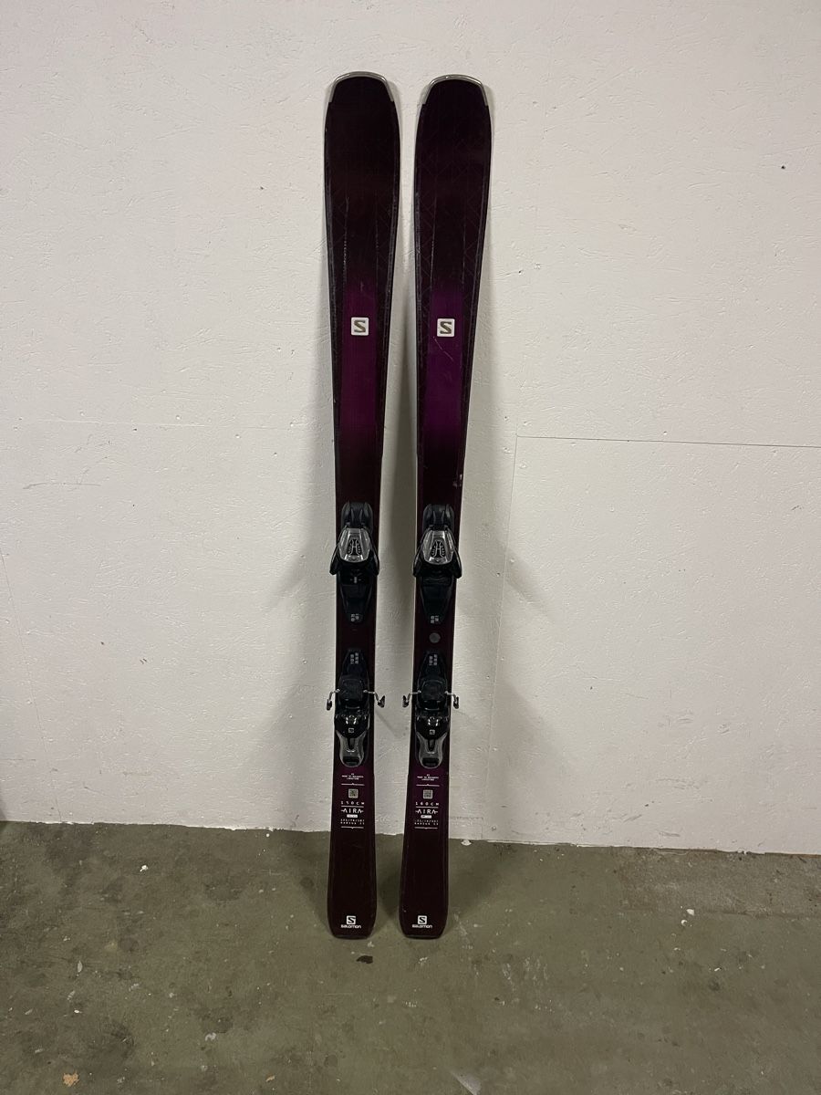 Sci: Salomon Ski 160cm – Usato da Murten venduto da Ski-Outlet