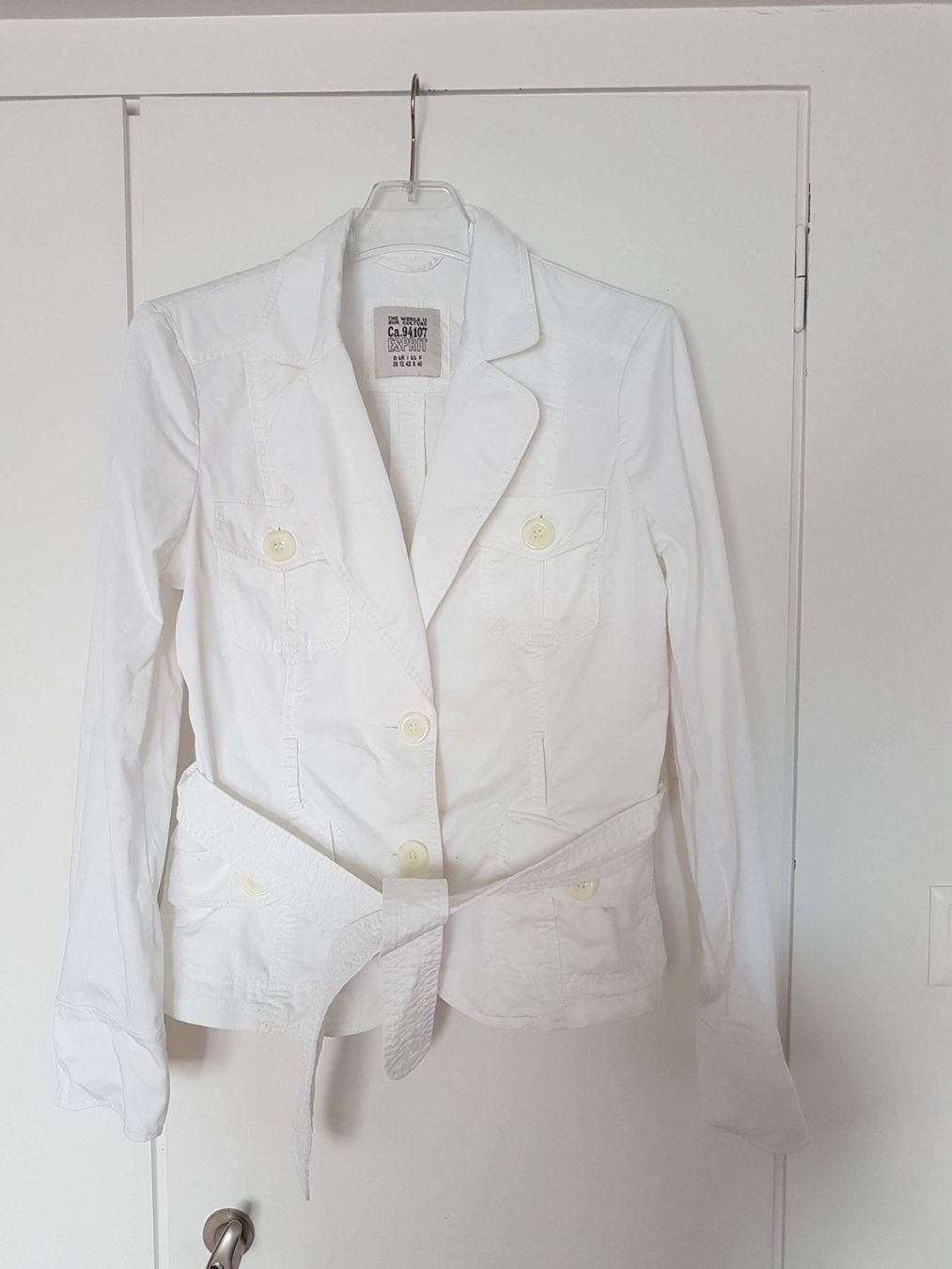 Giacche: Weisse Jacke Gr. 38 von ESPRIT – Usato da Herrliberg venduto da Jummi