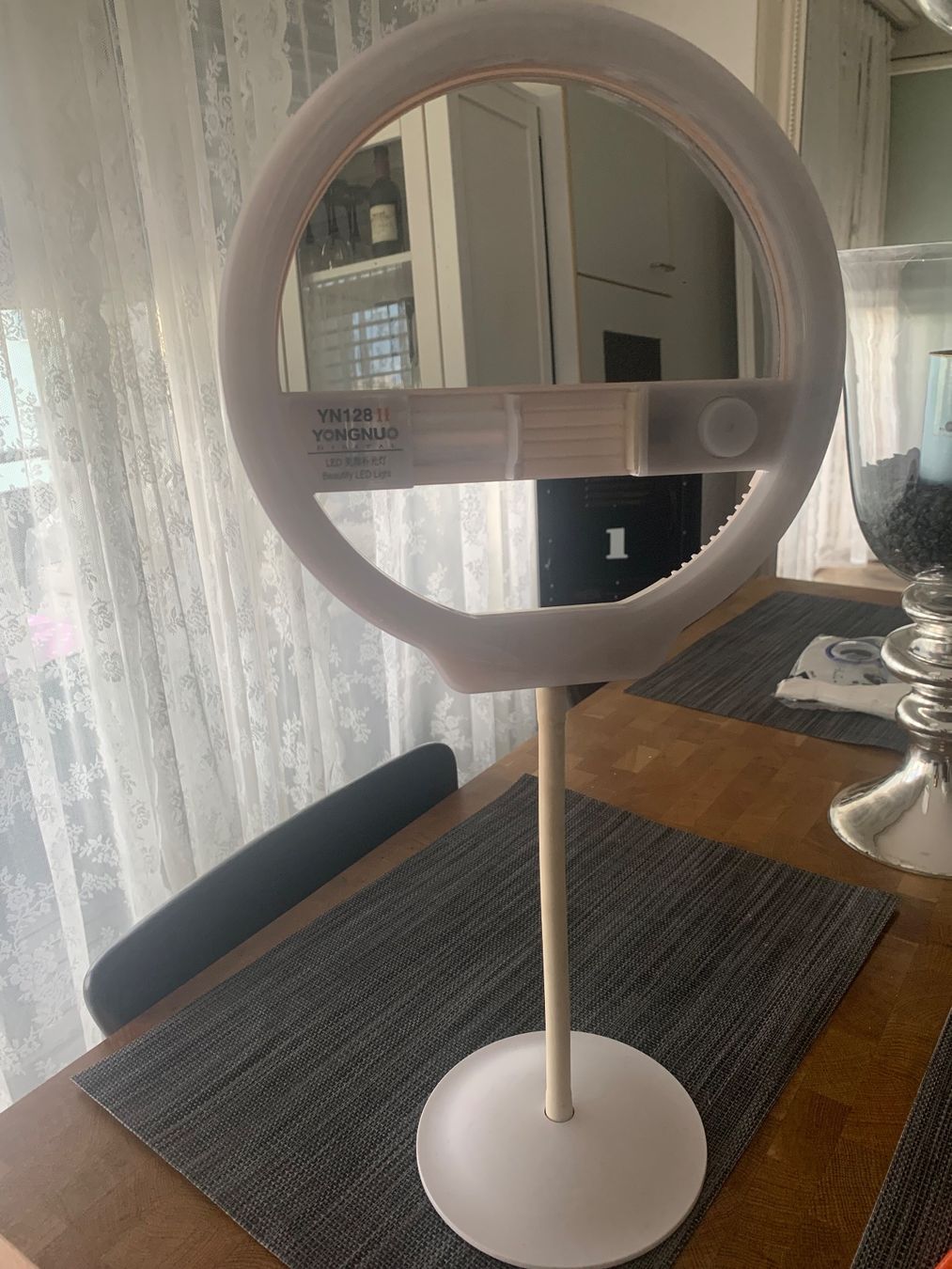 Tavoli da trucco: Schminkspiegel mit LED – Usato da Emmen venduto da Bgucci_girl