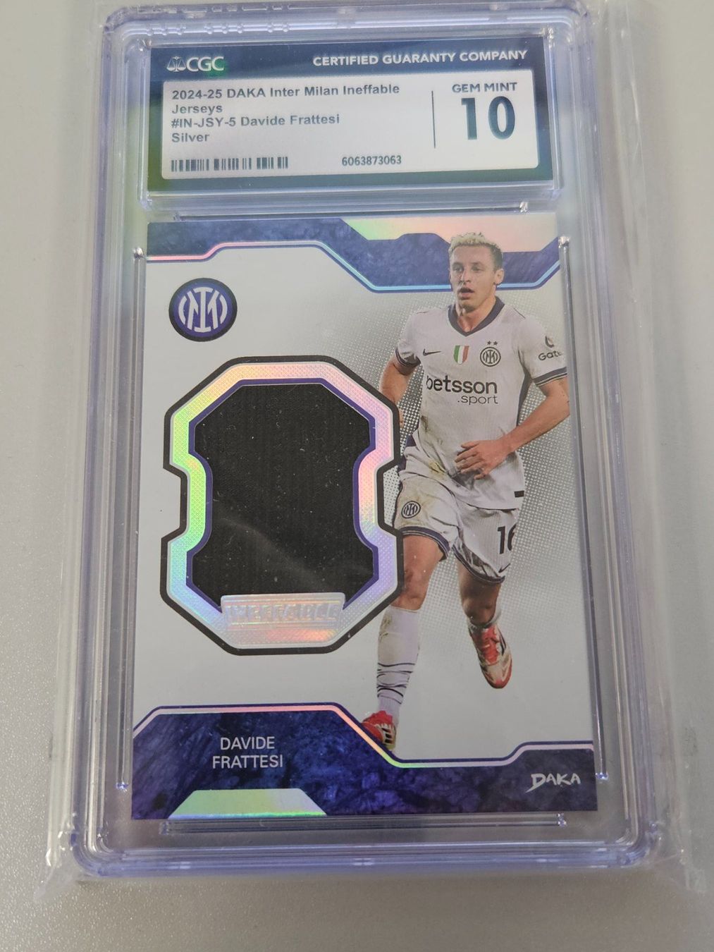Carte collezionabili: 2024/25 DAKA Ineffable Jersey/45 MINT 9 D.Frattesi Inter – Usato da Arth venduto da Web_air1