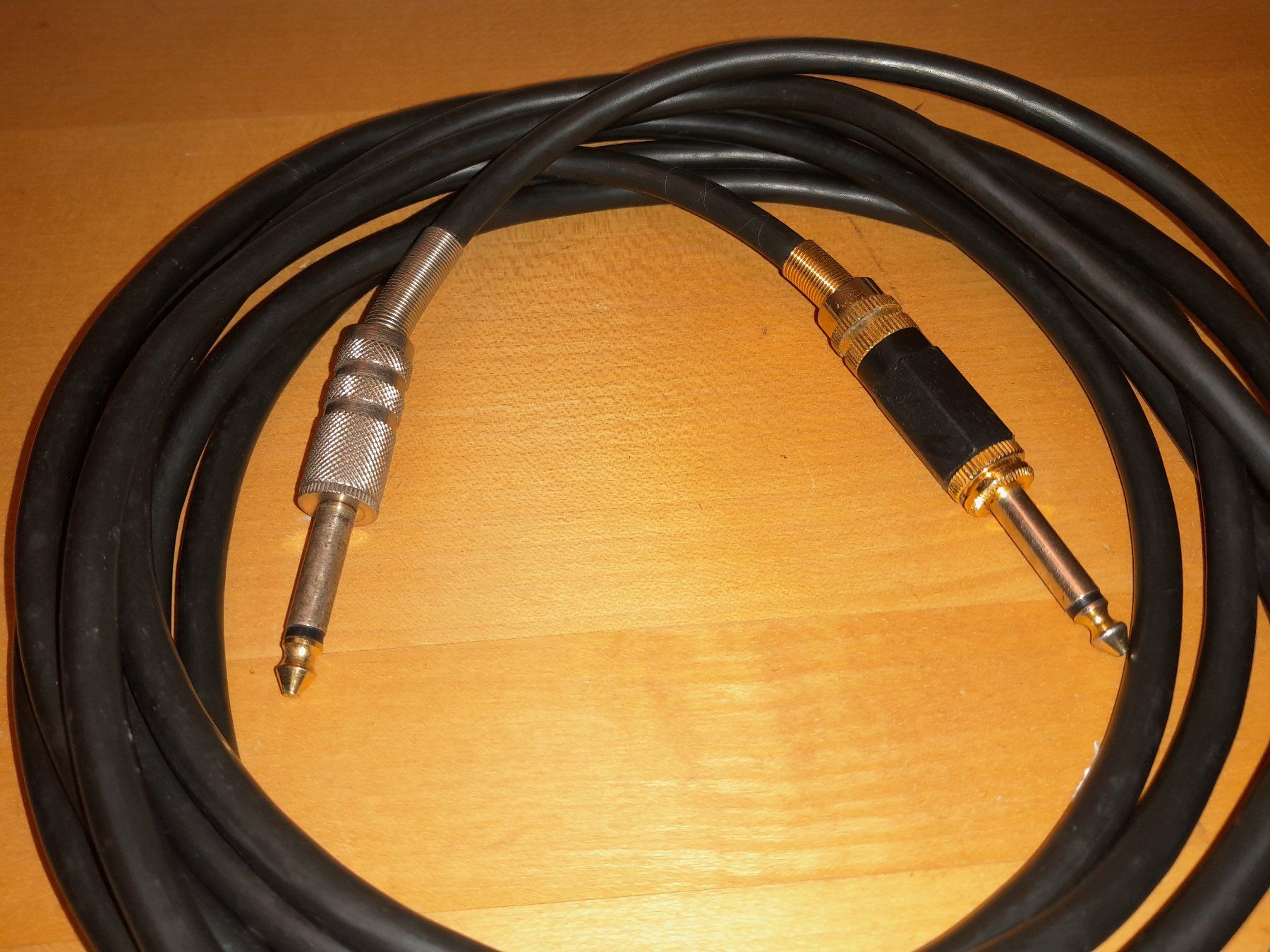 Kabel: Klinkenkabel, Audiokabel, 6.3mm Stecker, 4m – Gebraucht aus Steffisburg von FutureOne 1