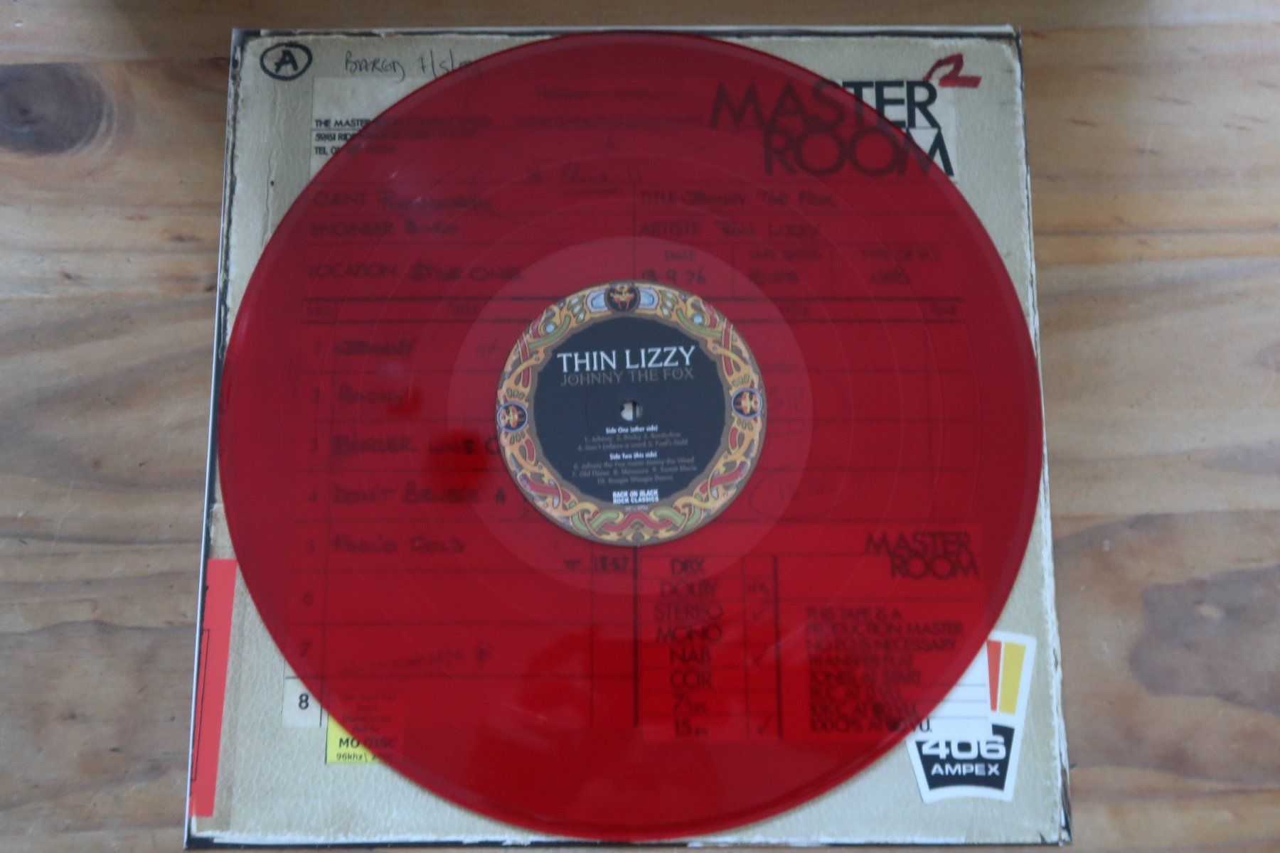 Dischi in vinile: THIN LIZZY - JOHNNY THE FOX - ROTES RED VINYL LP – Usato da Basel venduto da Patiscat 3