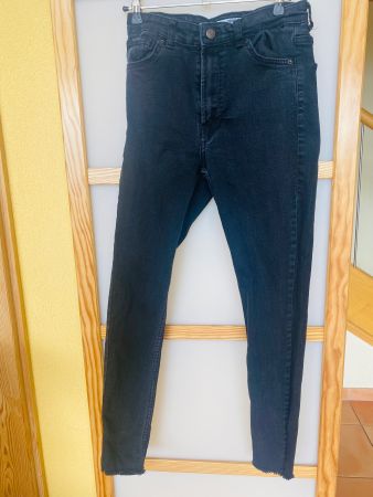 Magnifique jeans Bershka Envoi possible/Versand möglich