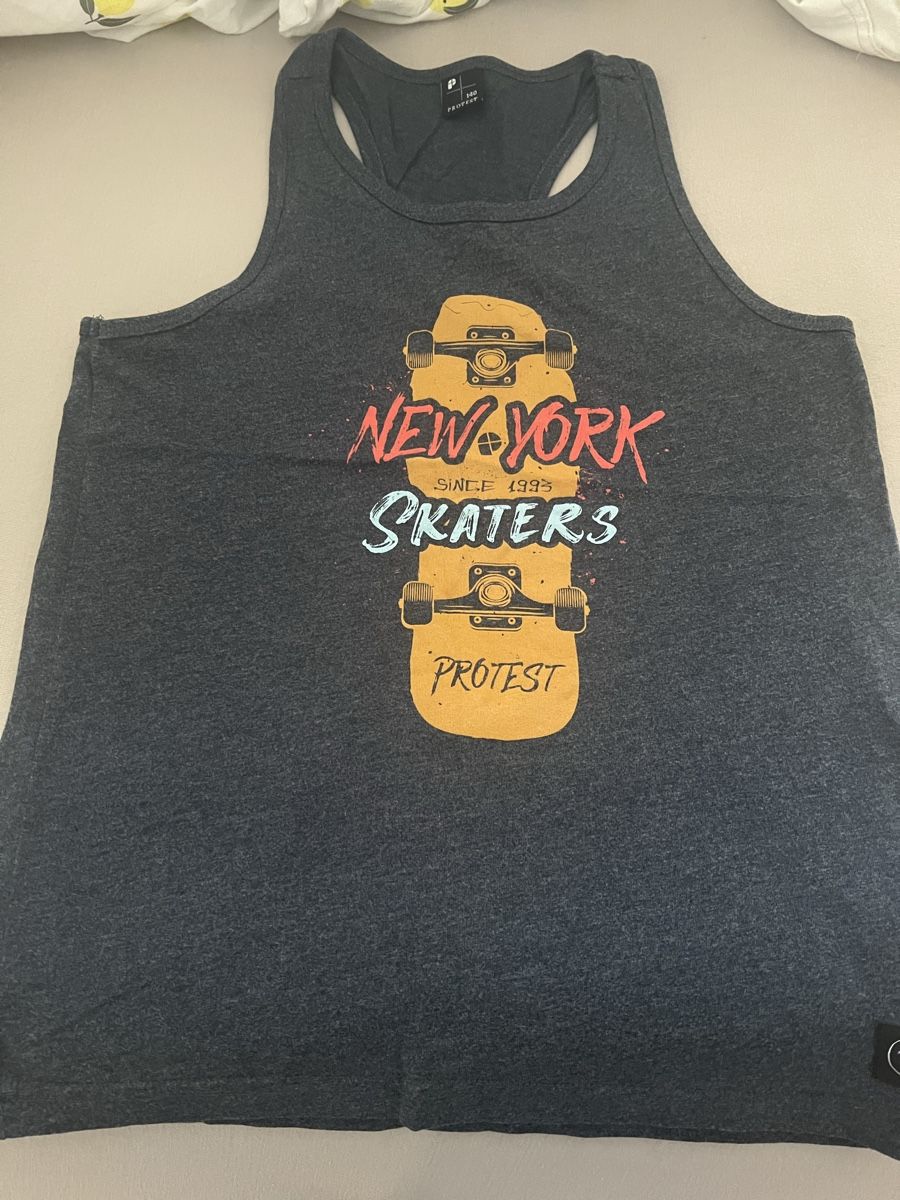 Camicie, T-shirt & Polo: Tanktop – Usato da Rüschlikon venduto da Meli_16