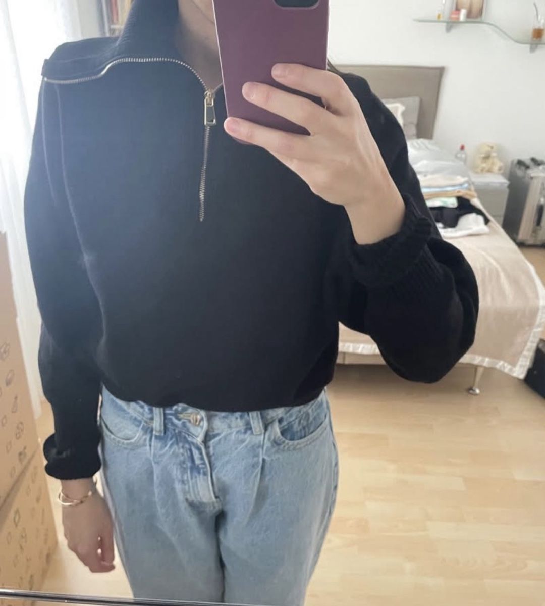 Pulls & Sweat-shirts: top size between s and m used black – D'occasion à Glattpark(Opfikon) par der_dh8z