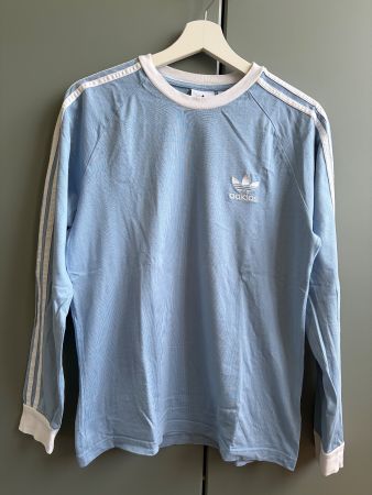 Adidas Pullover hellblau Grösse S guter Zustand