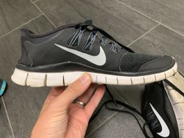 Nike Free Laufschuhe schwarz Grösse 39 gebraucht