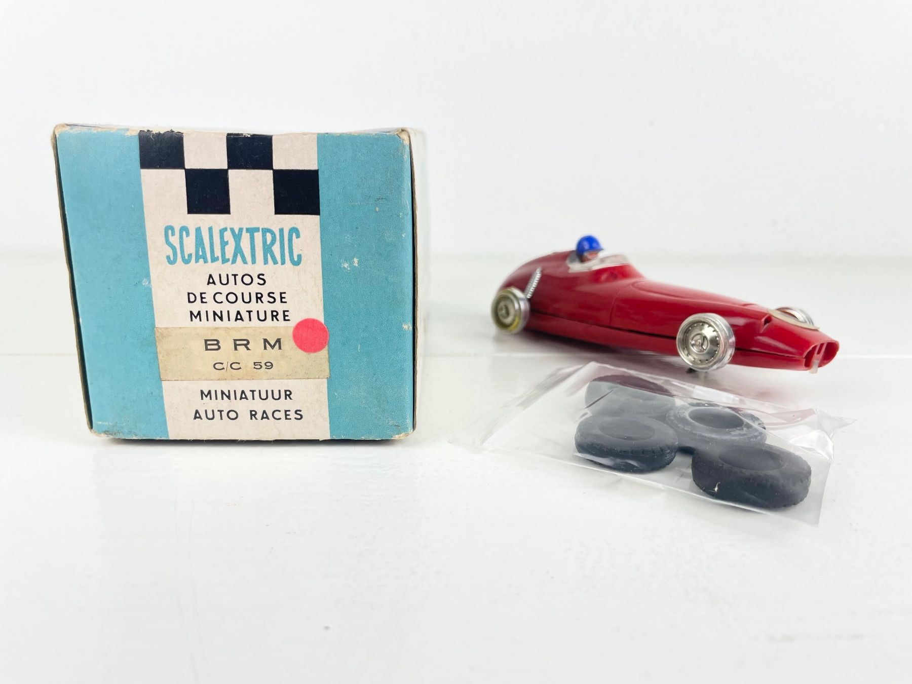 Piste: Vintage Scalextric C59 BRM Red #8 – Nuovo (secondo la descrizione) da Genthod venduto da lightyear63 7