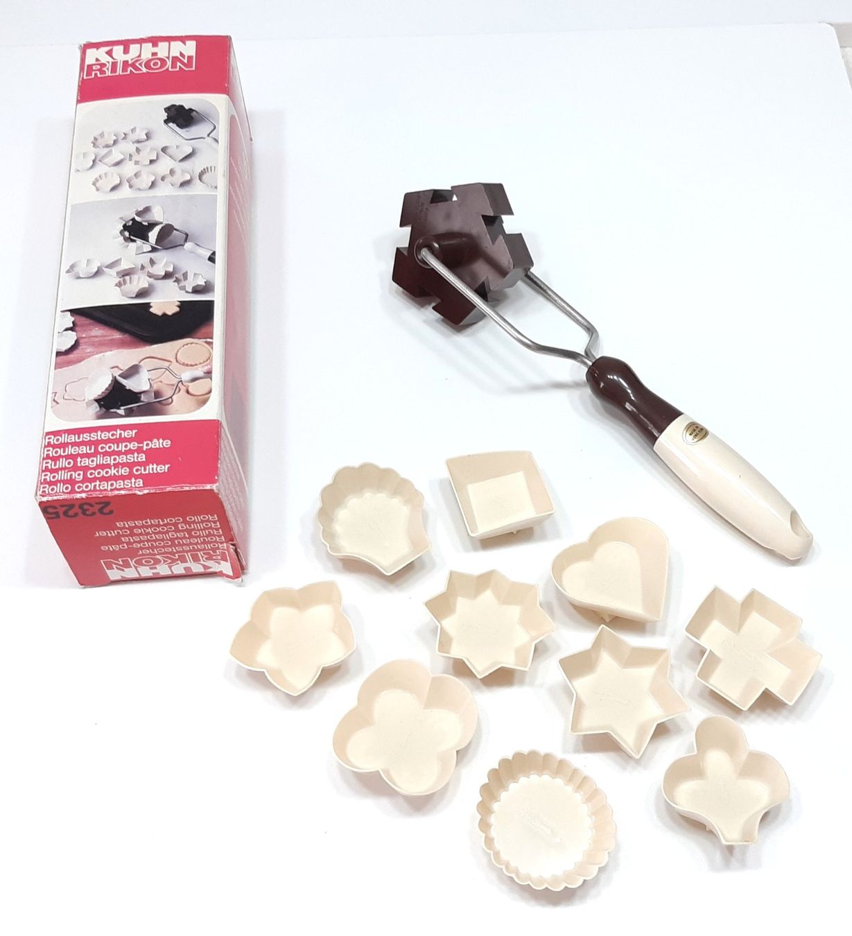Kuhn Küchengeräte: Rollausstecher - Rouleau coupe-pâte – Neu (gemäss Beschreibung) aus Savagnier von Marderuth 2