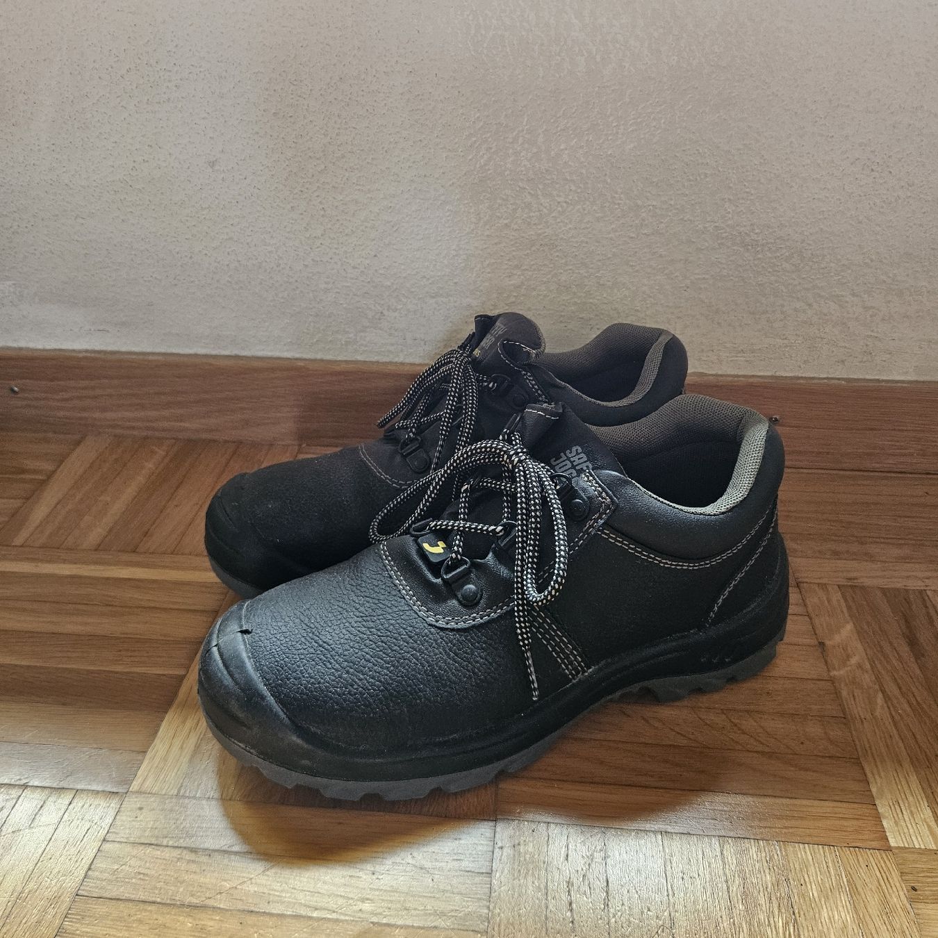 Scarpe da uomo: Sicherheitsschuhe S3 – Usato da Zürich venduto da lui_s2ph
