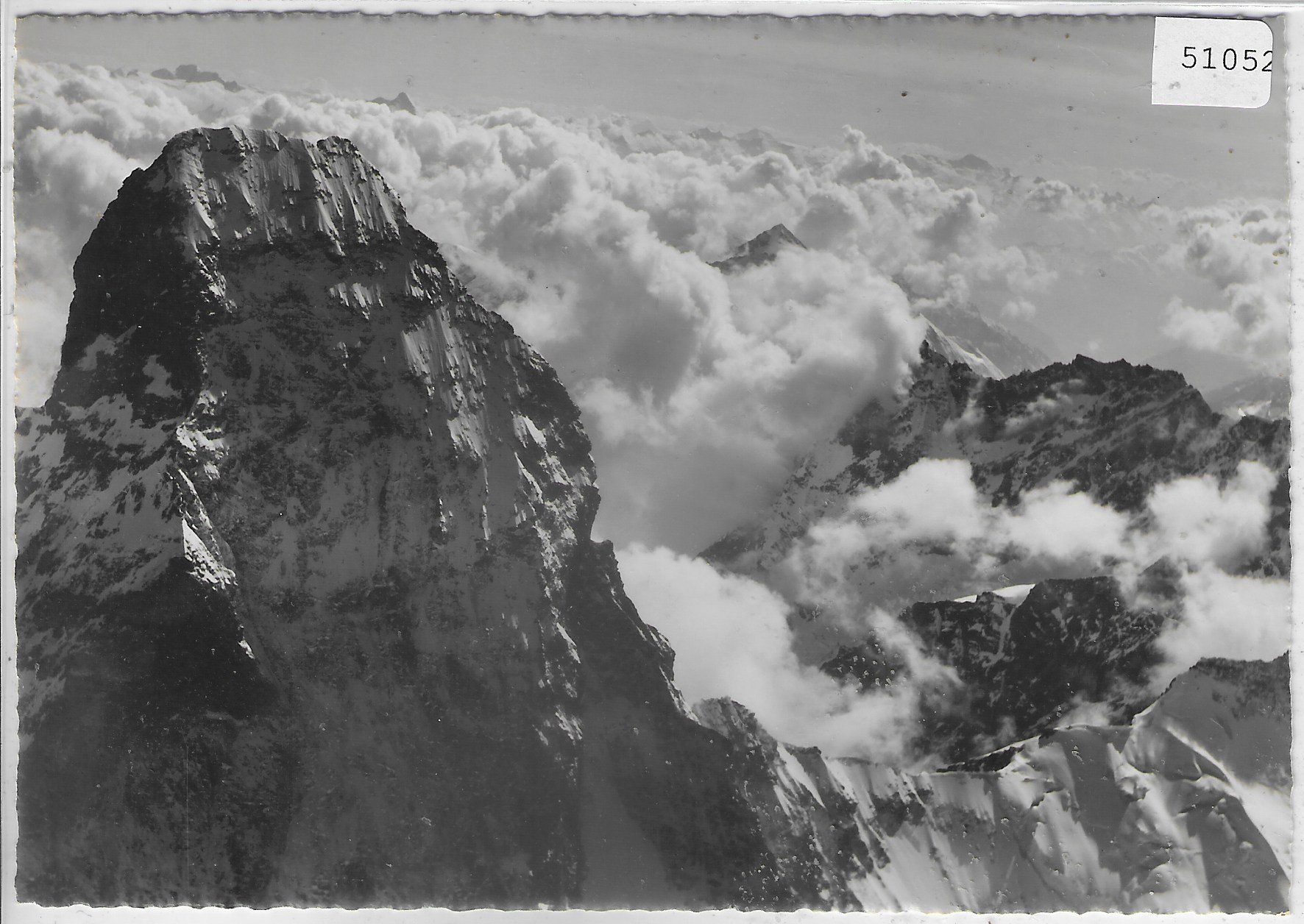 Cartoline postali: Flugaufnahme Matterhornspitze – Usato da Ettingen venduto da Kartenplanet