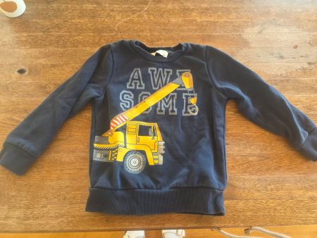 C&A Pulli, Gr. 4Y, mit Kran-Motiv, sehr guter Zustand