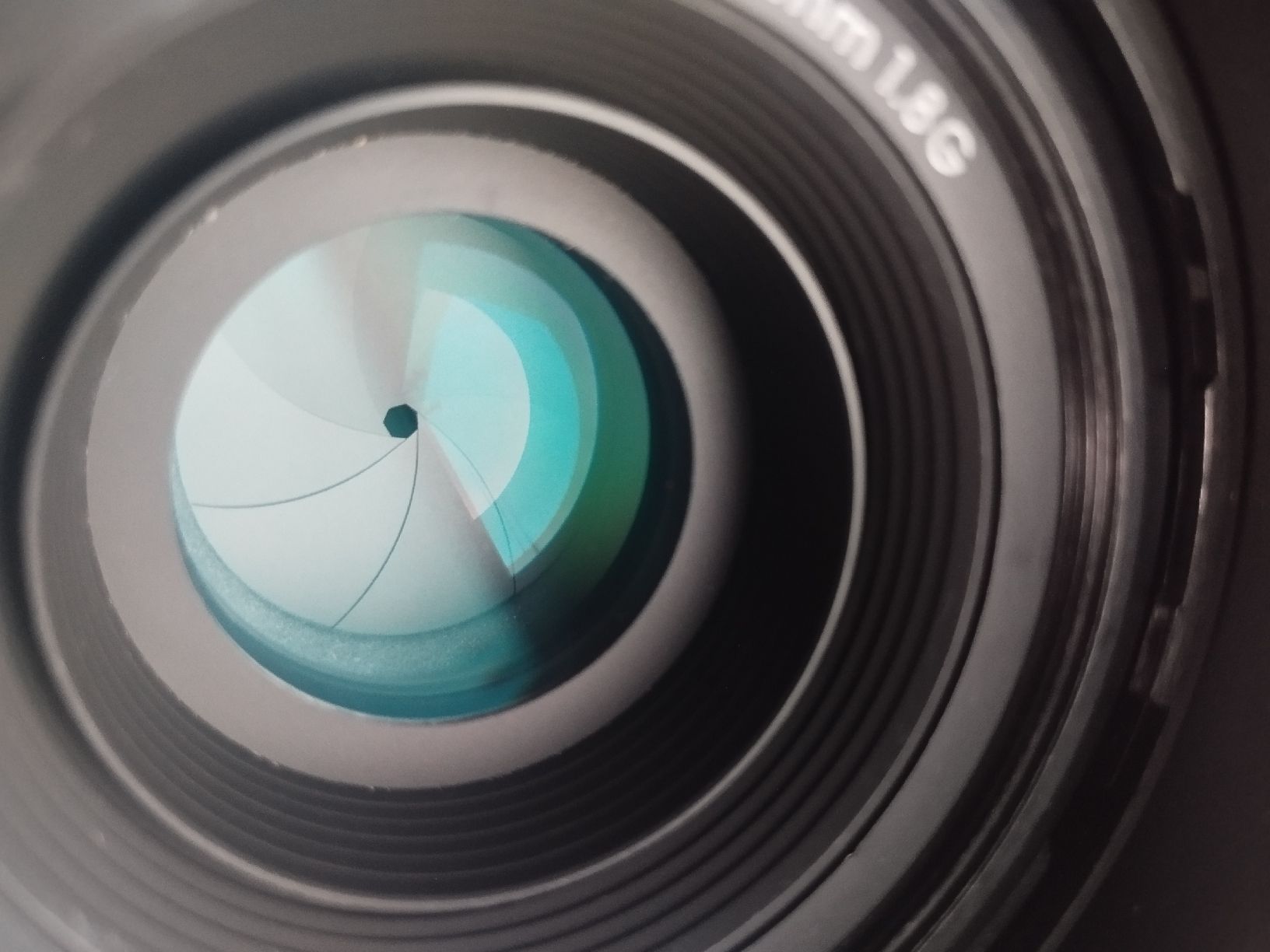 Nikon Obiettivi: Nikon AF-S NIKKOR 50mm 1:1.8 G – Usato da Sciernes-d'Albeuve venduto da gabrielRU 1