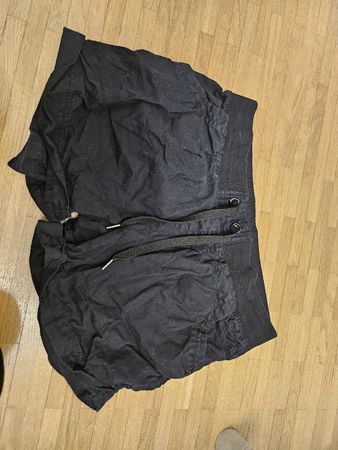 petit short noir