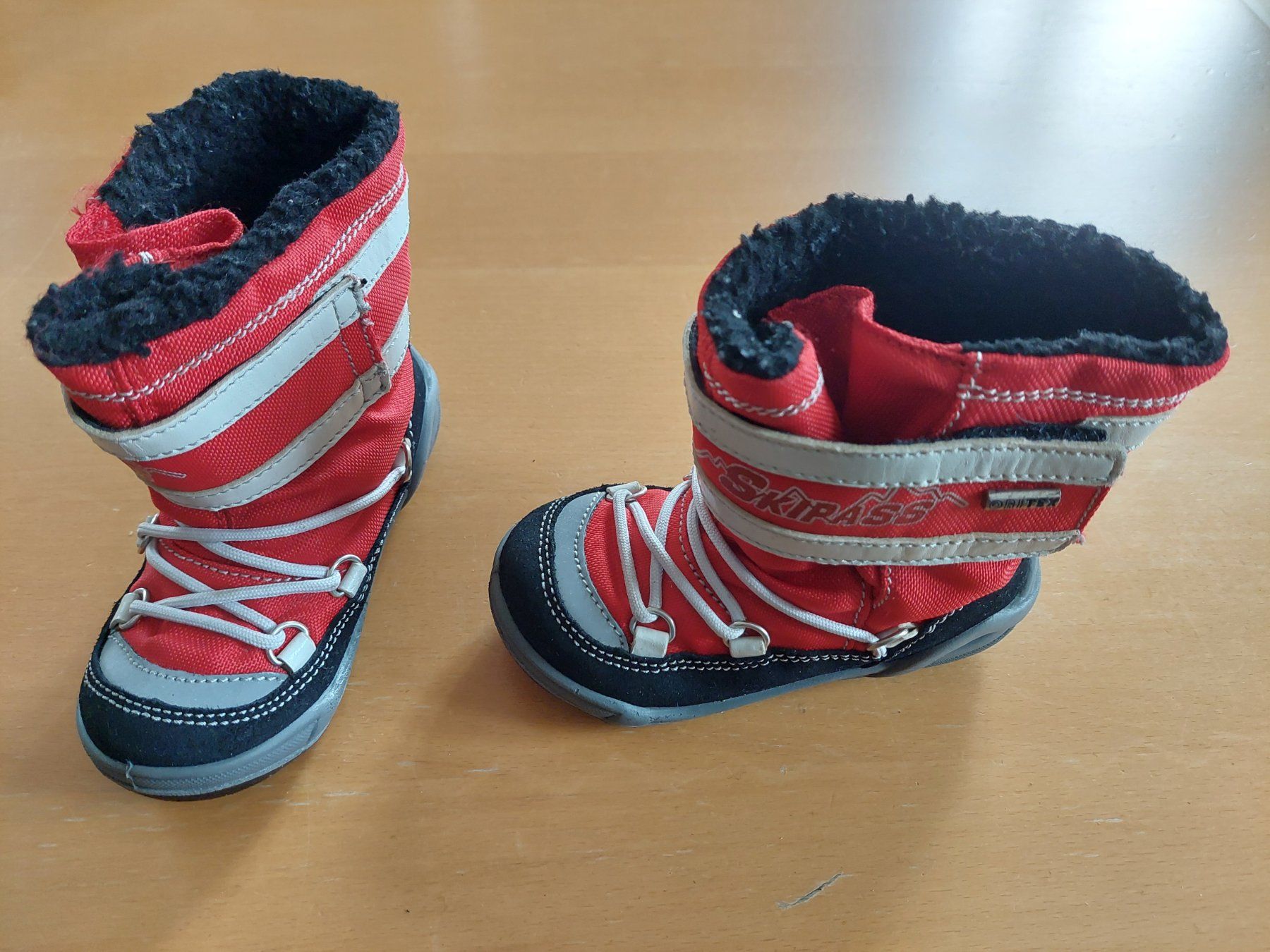 Scarpe per ragazzi: Skipass Winterstiefel  Gr.23 – Usato da Zürich venduto da meymano 2