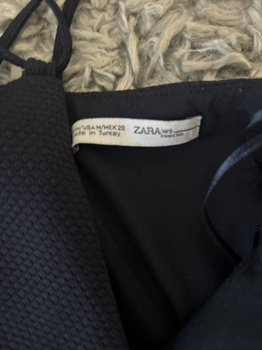 Zara Tute: 2 Zara Jumpsuit size S – Nuovo (secondo la descrizione) da Zürich venduto da dil_mdn7 5