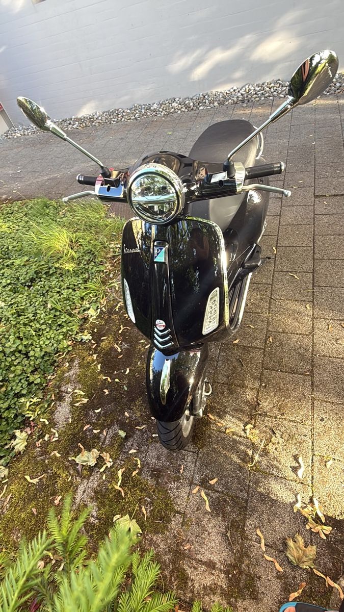 Vespa Scooter: Vespa Piaggio Primavera 125 Motorroller schwarz – Nuovo (secondo la descrizione) da Bern venduto da zna_866j 4